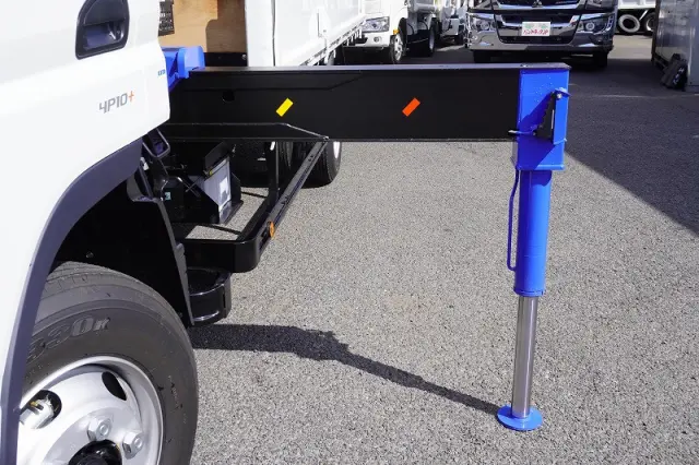 三菱 キャンター 2PG-FEB90(2WD)の写真25