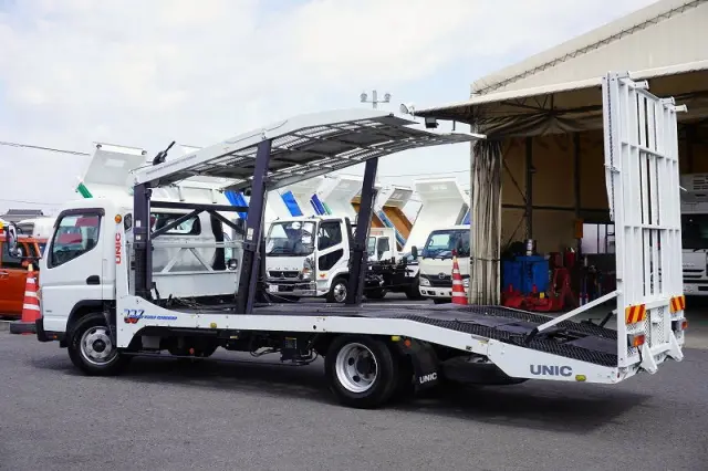 三菱 キャンター TPG-FEB90(2WD)の写真7