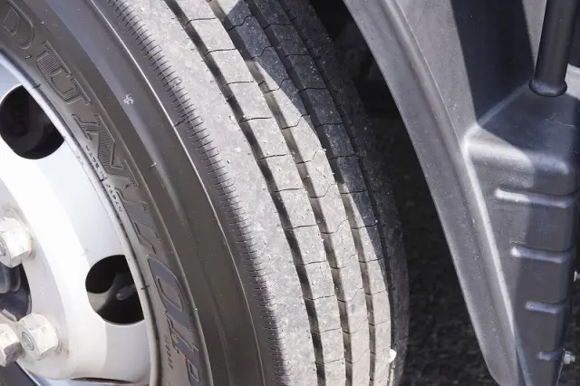 三菱 キャンター TPG-FEB90(2WD)の写真10