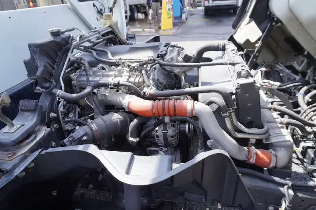 三菱 キャンター TPG-FEB90(2WD)の写真16