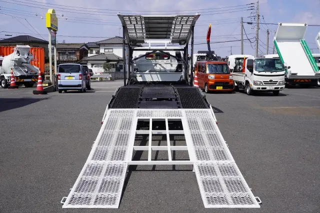 三菱 キャンター TPG-FEB90(2WD)の写真19