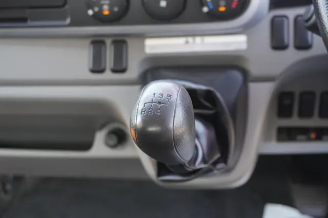 三菱 キャンター TPG-FEB90(2WD)の写真33