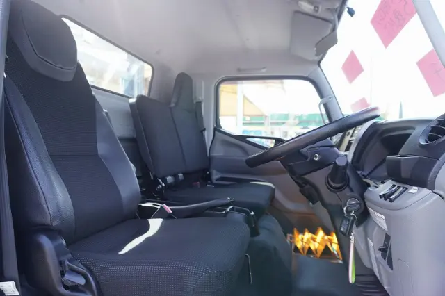 三菱 キャンター TPG-FEB90(2WD)の写真38