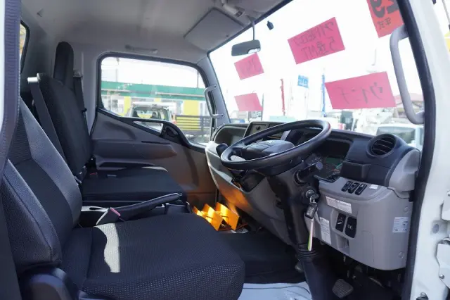 三菱 キャンター TPG-FEB90(2WD)の写真39