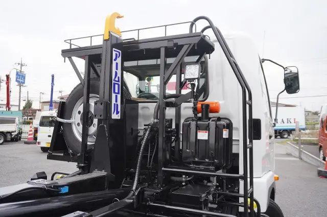 三菱 ファイター 2KG-FK72F(2WD)の写真20