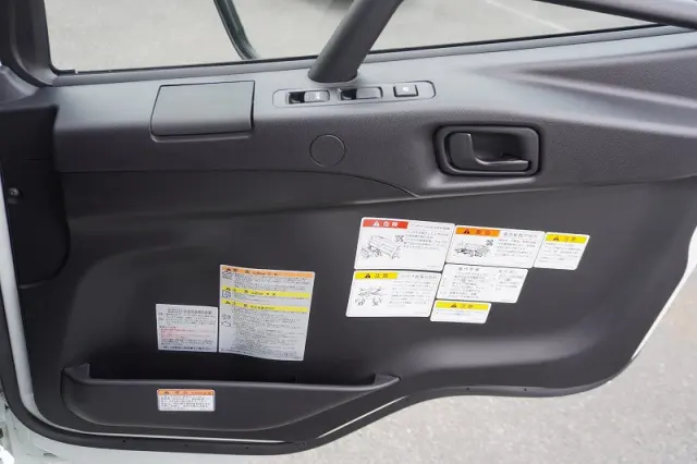 三菱 ファイター 2KG-FK72F(2WD)の写真30