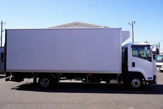 いすゞ フォワード 2PG-FRR90S1(2WD)の写真5