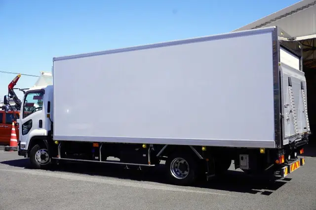 いすゞ フォワード 2PG-FRR90S1(2WD)の写真7