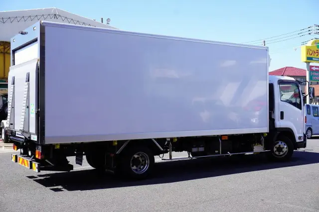 いすゞ フォワード 2PG-FRR90S1(2WD)の写真8