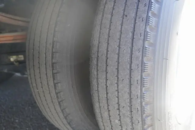 いすゞ フォワード 2PG-FRR90S1(2WD)の写真11