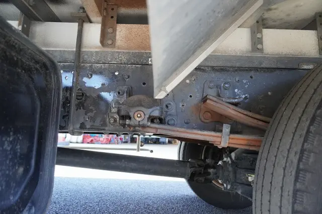 いすゞ フォワード 2PG-FRR90S1(2WD)の写真12