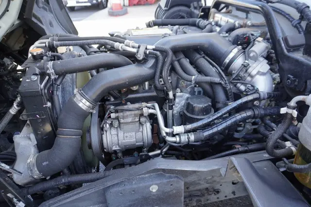 いすゞ フォワード 2PG-FRR90S1(2WD)の写真15