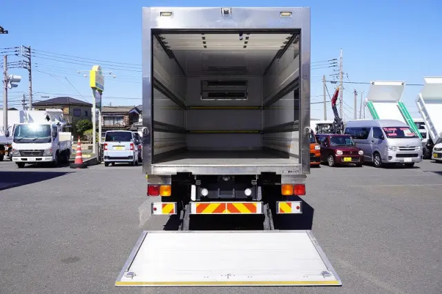 いすゞ フォワード 2PG-FRR90S1(2WD)の写真20