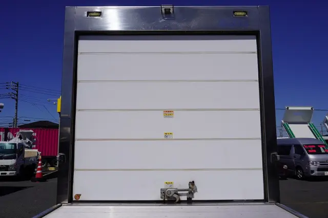 いすゞ フォワード 2PG-FRR90S1(2WD)の写真30