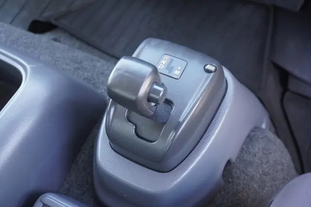 いすゞ フォワード 2PG-FRR90S1(2WD)の写真32