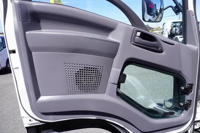 いすゞ フォワード 2PG-FRR90S1(2WD)の写真42