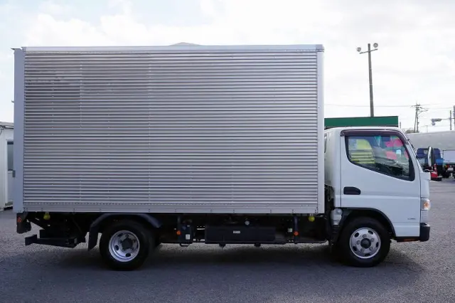 三菱 キャンター TPG-FEA50(2WD)の写真5