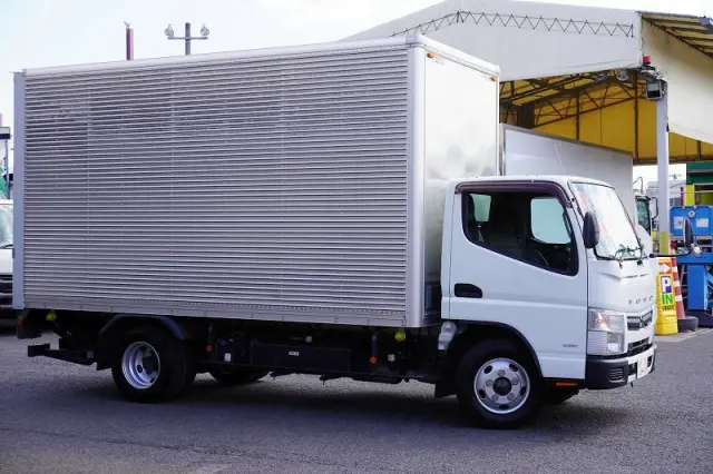 三菱 キャンター TPG-FEA50(2WD)の写真6
