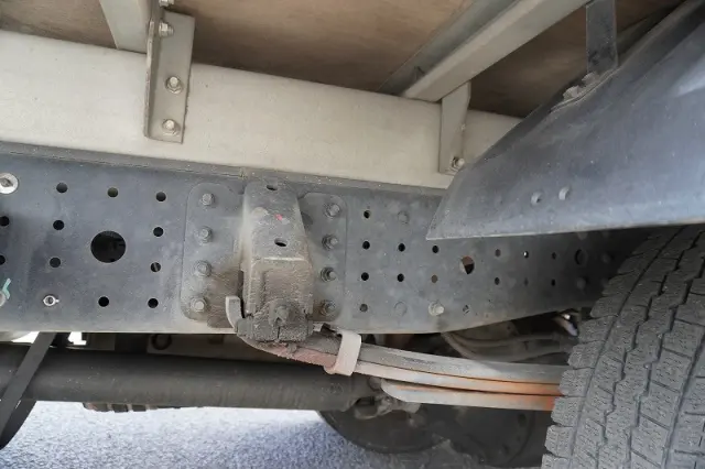 三菱 キャンター TPG-FEA50(2WD)の写真12