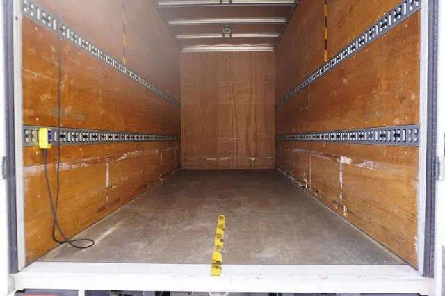 三菱 キャンター TPG-FEA50(2WD)の写真20