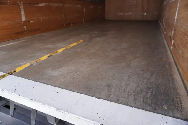 三菱 キャンター TPG-FEA50(2WD)の写真22