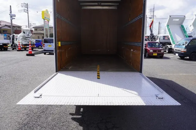 三菱 キャンター TPG-FEA50(2WD)の写真26