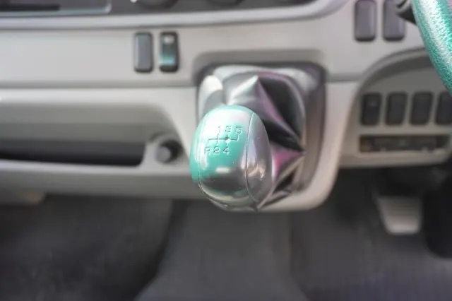 三菱 キャンター TPG-FEA50(2WD)の写真32