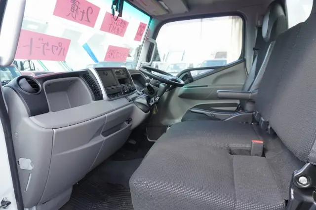 三菱 キャンター TPG-FEA50(2WD)の写真40