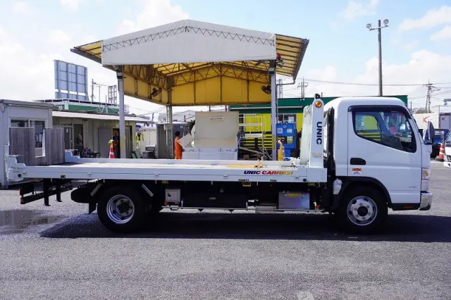 三菱 キャンター 2PG-FEB80(2WD)の写真5