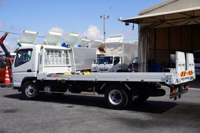 三菱 キャンター 2PG-FEB80(2WD)の写真7