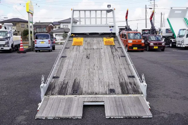 三菱 キャンター 2PG-FEB80(2WD)の写真17