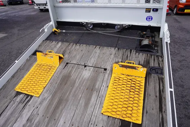 三菱 キャンター 2PG-FEB80(2WD)の写真20