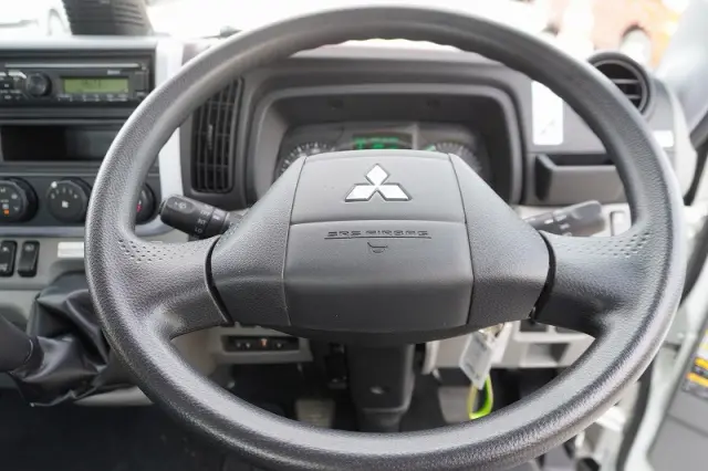 三菱 キャンター 2PG-FEB80(2WD)の写真30