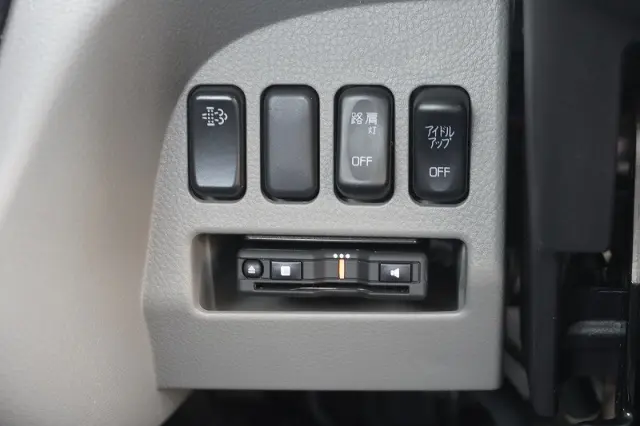 三菱 キャンター 2PG-FEB80(2WD)の写真33