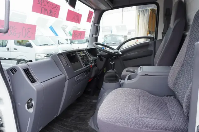 いすゞ エルフ TPG-NLR85AN(2WD)の写真42