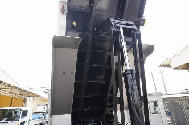 三菱 スーパーグレート 2KG-FV70HX(6x4)の写真26