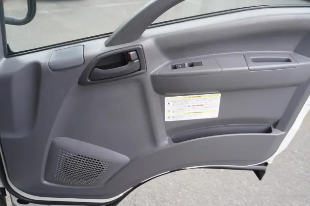 いすゞ エルフ 2RG-NPR88AR(2WD)の写真32