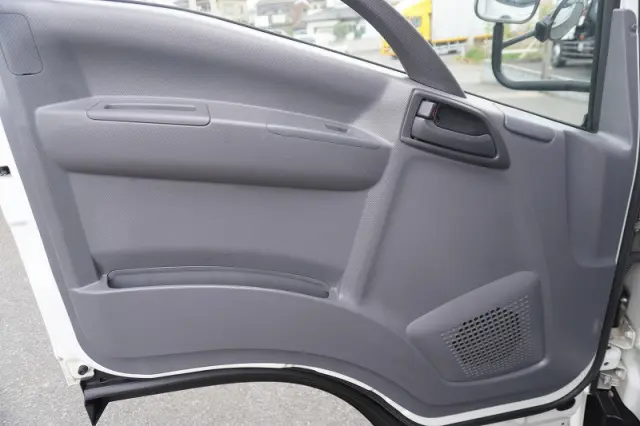 いすゞ エルフ 2RG-NPR88AR(2WD)の写真37