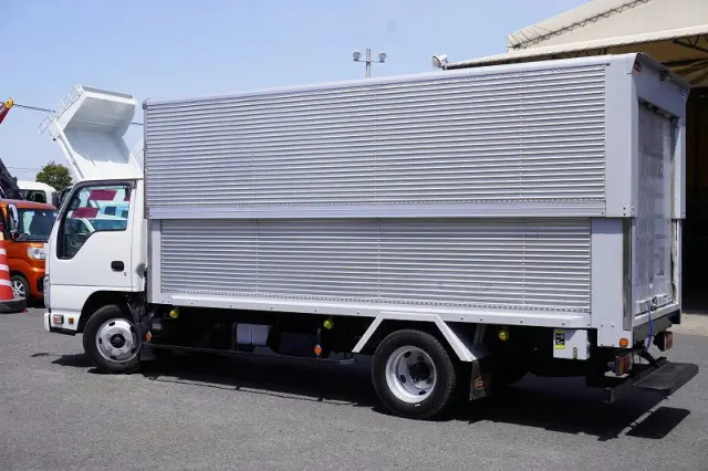 いすゞ エルフ TPG-NKR85AN(2WD)の写真7