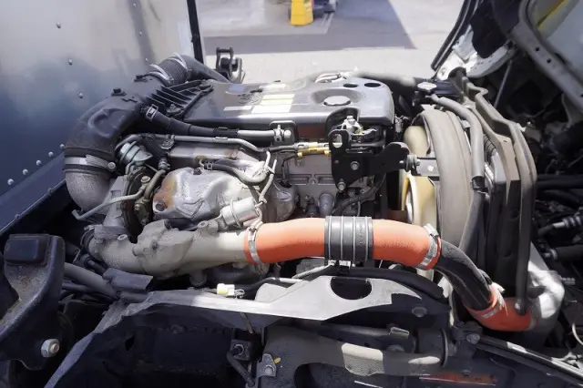 いすゞ エルフ TPG-NKR85AN(2WD)の写真15