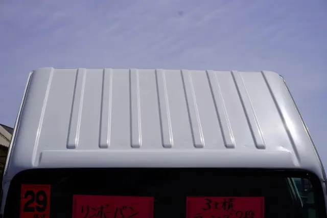 いすゞ エルフ TPG-NKR85AN(2WD)の写真16