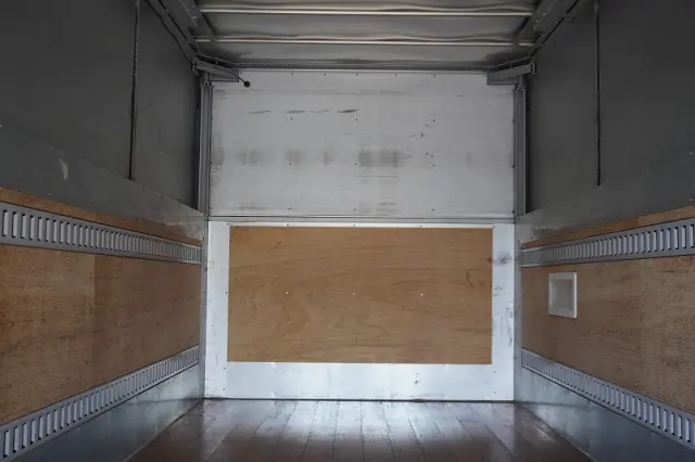 いすゞ エルフ TPG-NKR85AN(2WD)の写真21