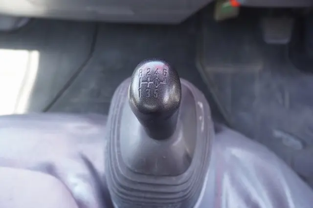 いすゞ エルフ TPG-NKR85AN(2WD)の写真29