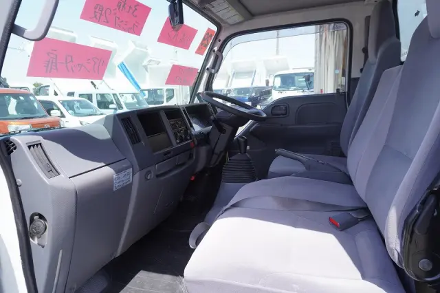 いすゞ エルフ TPG-NKR85AN(2WD)の写真36