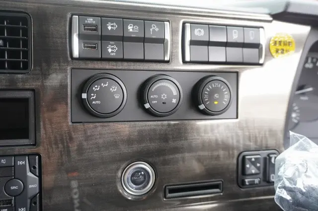 三菱 スーパーグレート 2PG-FV80VY(6x4)の写真36