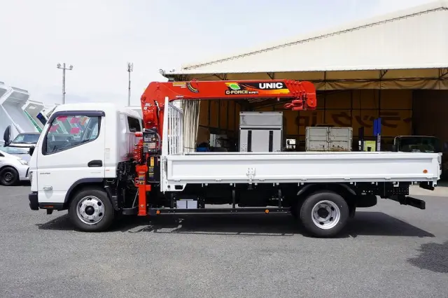 三菱 キャンター 2PG-FEB80(2WD)の写真3