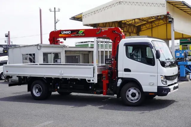 三菱 キャンター 2PG-FEB80(2WD)の写真6