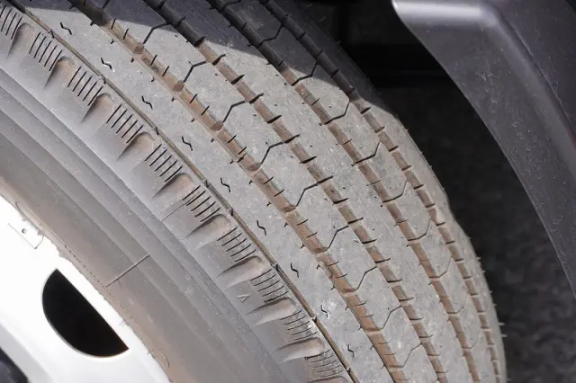 三菱 キャンター 2PG-FEB80(2WD)の写真9