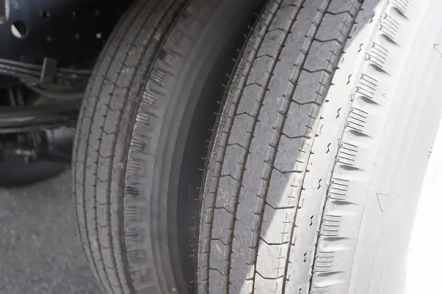 三菱 キャンター 2PG-FEB80(2WD)の写真10