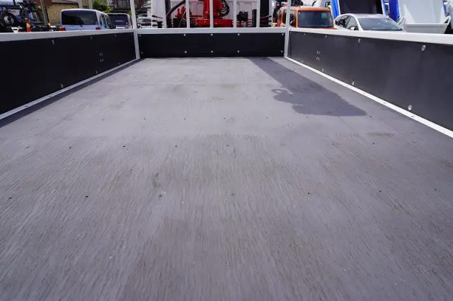 三菱 キャンター 2PG-FEB80(2WD)の写真17